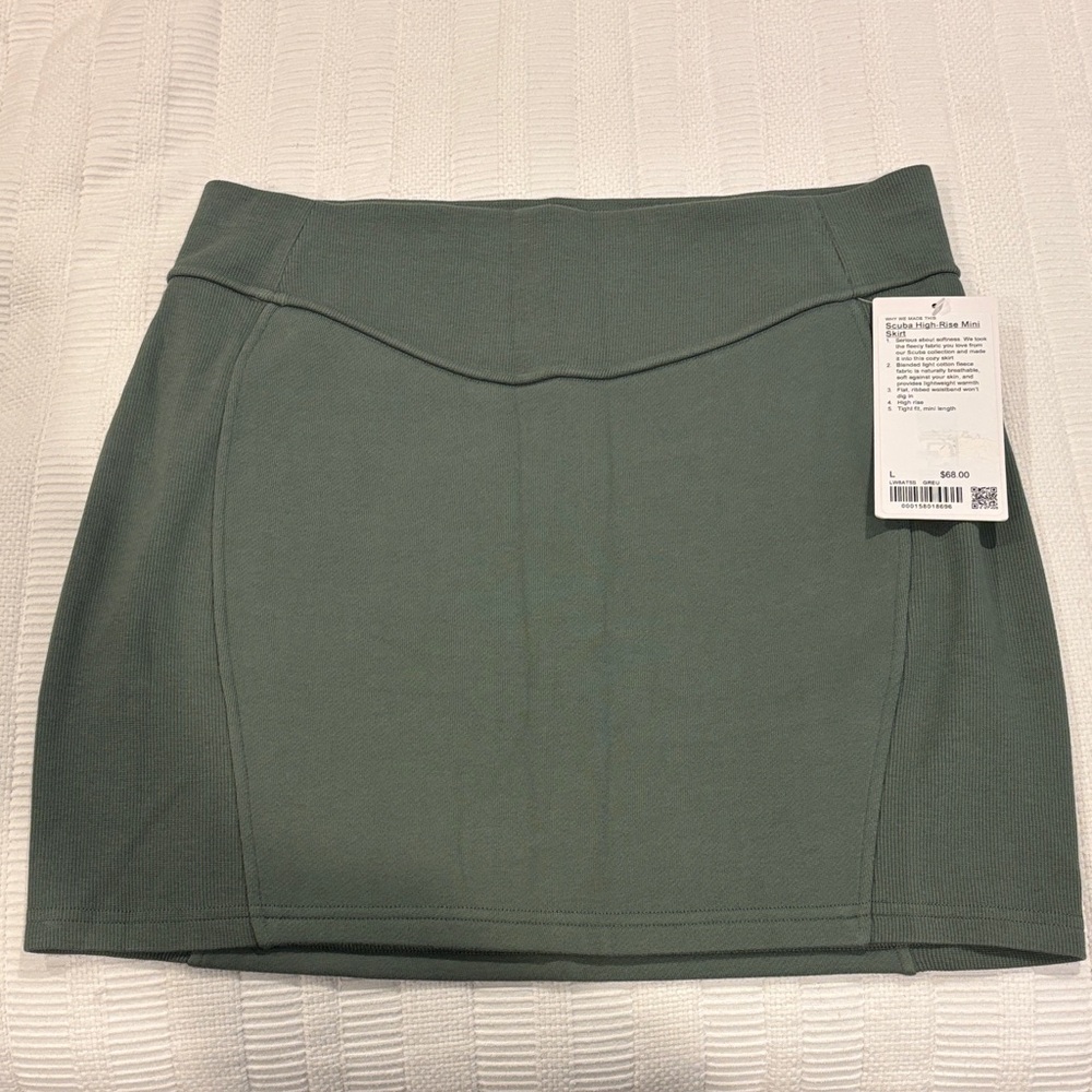 Lululemon Scuba High Rise Womens Mini Skirt Large - Picture 2 of 5